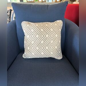 Set of three outdoor pillows
